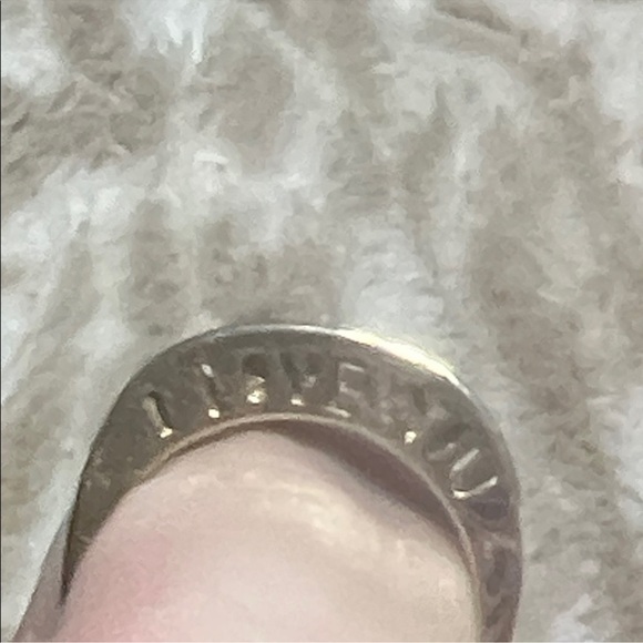 Elegant London Blue Gemstone Ring - Picture 8 of 8